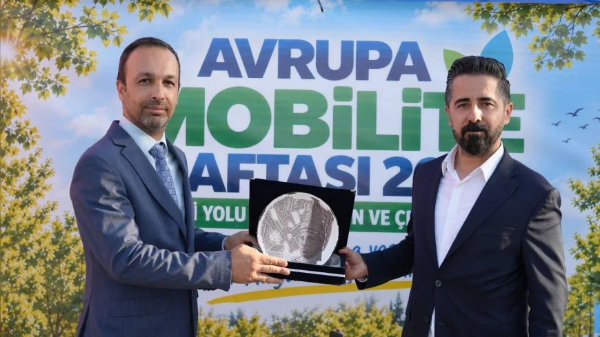 Adıyaman’da Avrupa Hareketlilik Haftası kapsamında Karaali Yolu’nda araçsız gün ve çevre temizliği etkinliği düzenlendi