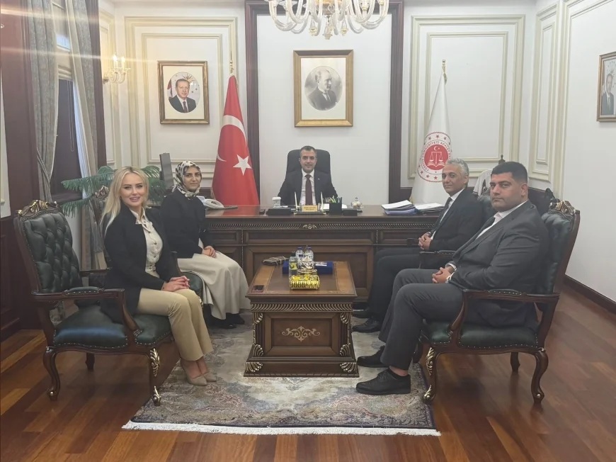 HEKİMSEN Genel Başkanı Uzm. Dr. Adil Kurban: “Tıp değişirken hukuk geride kalamaz”