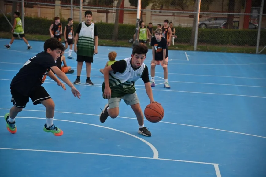 Manisa Büyükşehir Belediyesi’nin düzenlediği 3x3 Sokak Basketbol Turnuvası’nda 46 takım ve 200 sporcu mücadele etti