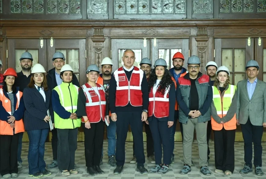 Kültür ve Turizm Bakanı Mehmet Nuri Ersoy: “Haydarpaşa Garı’nın ahşap temel kazıklarının yaklaşık yüzde 80’i zaman içinde yok olmuş”