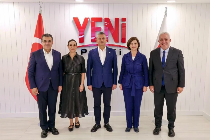Eskişehir Büyükşehir Belediye Başkanı Ayşe Ünlüce Ankara’da parti ve TBB temaslarında bulundu