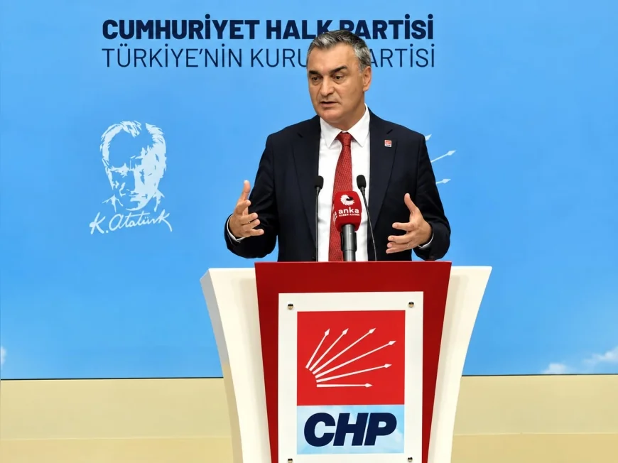 CHP Parti Sözcüsü Müslim Sarı: “Yatırım fonu krizi olmaktan çıkıp hızla bir yolsuzluğa doğru dönüşüyor”