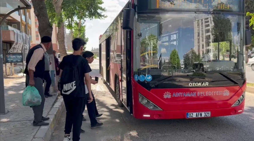 Adıyaman Belediye Başkanı Abdurrahman Tutdere: “Öğrencilerimiz toplu taşıma araçlarımızdan ücretsiz faydalanabilecek”