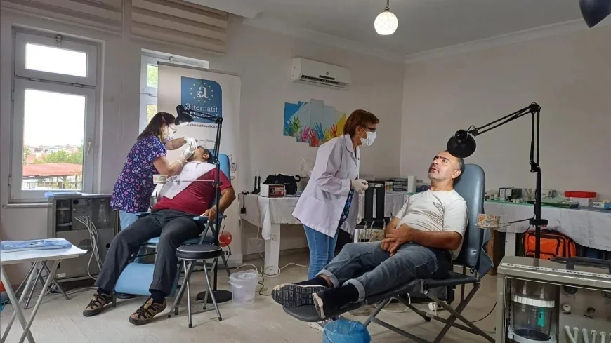 Ayvalık’ta 200 engelli bireyin ağız ve diş muayeneleri ile tedavileri gerçekleştirildi