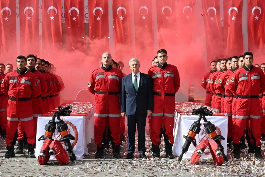 Ankara Büyükşehir Belediye Başkanı Mansur Yavaş: “İtfaiyede 1500 personelimiz var, yaş ortalaması 36’ya düşürüldü”