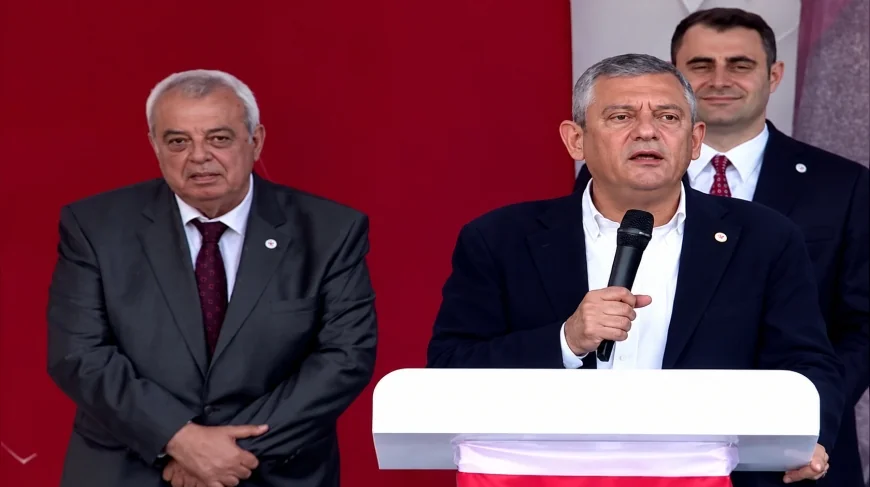 YENİ Parti Genel Başkanı Özgür Özel: “İktidarın son umudu milletin umutsuzluğu ve karamsarlığıdır”