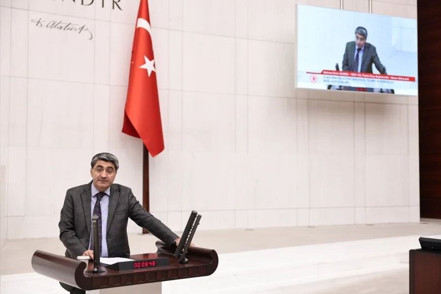 DEVA Partisi Genel Başkan Yardımcısı Mehmet Emin Ekmen: “Çocuğundan destek istemekten utanan milyonlarca emekli var”