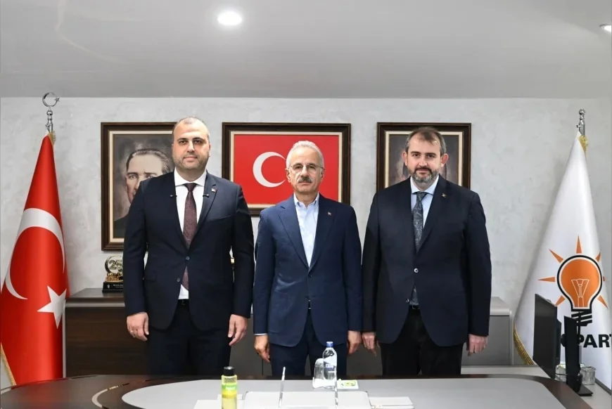 Ulaştırma ve Altyapı Bakanı Abdulkadir Uraloğlu: “İstanbul’a 600 kilometre daha metro lazım”