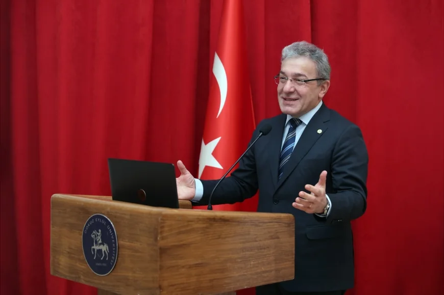 Dokuz Eylül Üniversitesinde savunma sanayisinin geleceği ve stratejik iş birlikleri ele alındı