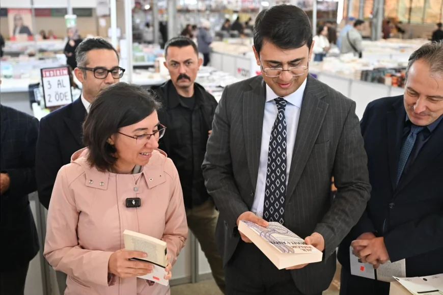 Uşak’ta binlerce kitap okurlarla buluşuyor, 2. Uşak Kitap Fuarı 4 Ekim’e kadar sürecek