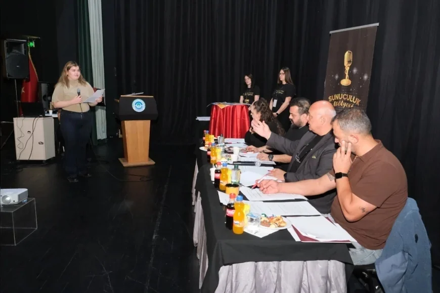 Odunpazarı Belediyesi Sunuculuk Atölyesi’nin 5’inci dönem seçmelerine yaklaşık 120 aday katıldı
