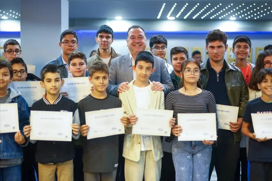 Manisa Büyükşehir Belediye Başkanı Besim Dutlulu: “Çocuklarımızın önünü açmak istiyoruz”