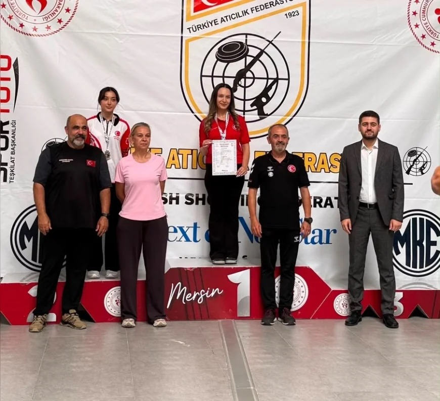 Manisalı Milli Sporcu İrem Denktaş Türkiye Rekorunun Üzerinde Dereceyle Olimpik Kadroya Girdi