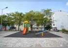 Gaziemir Belediyesi üç parkta oyun alanları ile spor aletlerini yenileyerek bakım çalışmalarını tamamladı