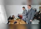 Çorum İl Sağlık Müdürü Prof. Dr. Sinan Zehir, 100 yaşındaki vatandaşı Dünya Yaşlılar Günü’nde evinde ziyaret etti