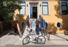 Buca’da 8’inci sınıf öğrencisi Ömer Topal kitap sevgisiyle geleceğe pedal çeviriyor