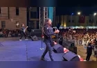 Murat Kekilli Niğde Konserinde İsrail’e Tepki Gösterdi Sanat Dünyasındaki Sessizliği Gündeme Taşıdı