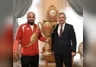 Başpehlivan Orhan Okulu’ndan Antalya Valisi Hulusi Şahin’e Şampiyonluk Ziyareti