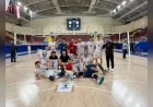 İnegöl Belediyespor Erkek Voleybol Takımı Yıldız Spor’u 3-1 Mağlup Ederek Ligde 4’te 4 Yaptı ve Liderliğe Yükseldi