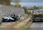 Çorum Alaca’da İki Otomobilin Çarpıştığı Feci Kazada 9 Yaşındaki Çocukla Birlikte 4 Kişi Hayatını Kaybetti