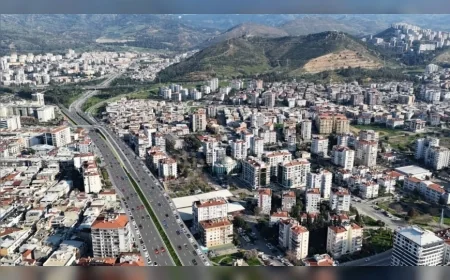 İzmir Büyükşehir Belediyesi Girne ve Nazım Hikmet bulvarlarını 150 metrelik üst geçitle bağlayacak