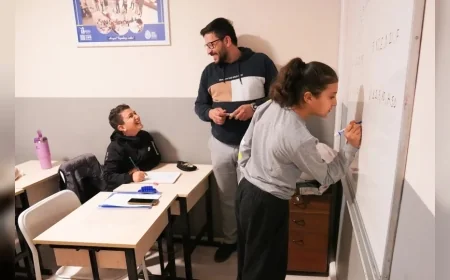 Tepebaşı Belediye Başkanı Dt. Ahmet Ataç: “Hiçbir çocuk ekonomik zorluk nedeniyle eğitimden mahrum kalmamalı”