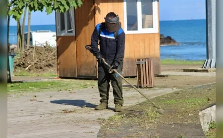 Giresun Belediyesi şehir genelindeki parklarda bakım ve onarım çalışmalarını sürdürüyor