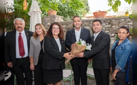 Narlıdere Belediye Başkanı Erman Uzun: “Muhtarlarımız başımızın tacı, mahallelerimizin sesi”