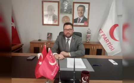 Saadet Partisi Antalya İl Başkanı Mehmet Fatih Tekin: “Üniversiteler siyasetin gölgesinde değil, bilimin ışığında yol almalı”