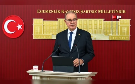 CHP TBMM Grup Başkanı Faik Öztrak: “Vahap Seçer’in bir an önce serbest bırakılmasını bekliyoruz”