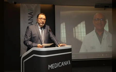 Medicana International İzmir Hastanesi Prof. Dr. Arif Yüksel’in adını konferans salonunda yaşatacak