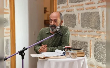 Şehzadeler Belediyesi Destekli Şiir Evi Etkinlikleri’nde Edebiyat Dünyasının Usta İsimlerinin Az Bilinen Özellikleri Konuşuldu