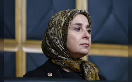 DEVA Partisi Genel Başkan Yardımcısı Elif Esen: “Maltepe’de bina deprem olmadan çöktü, İstanbul depreme hazır mı?”