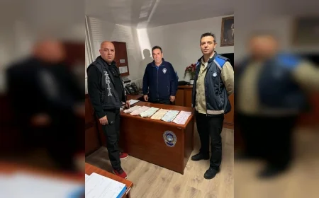 Eskişehir’de Tramvayda Dilencilik Denetimi: Bir Kadının Üzerinden 19 Bin 225 TL Çıktı