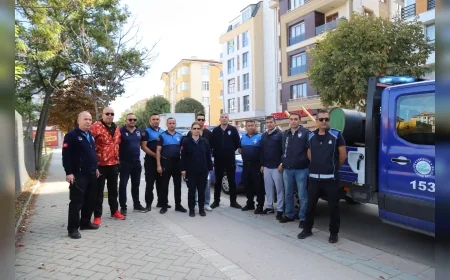 Eskişehir Büyükşehir Belediyesi Zabıtasından Kaldırım İşgallerine Sıkı Denetim