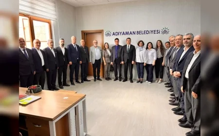 ESKİŞEHİR BÜYÜKŞEHİR BELEDİYE BAŞKANI AYŞE ÜNLÜCE: “ESKİŞEHİR İLE ADIYAMAN ARASINDAKİ DAYANIŞMA BAĞININ KALICI BİR HATIRAYA DÖNÜŞMESİNDEN MUTLULUK DUYUYORUM”