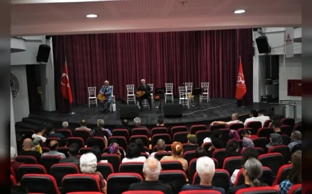 Bornova Belediye Başkanı Ömer Eşki: “Sazın ve sözün mirasına sahip çıkmaya devam edeceğiz”