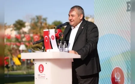 Keçiören Belediye Başkanı Dr. Mesut Özarslan: “350 ailemize destek vererek çocuklarıyla birebir ilgilendik”