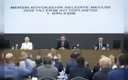 Mersin Büyükşehir Belediye Meclisi’nde Ekim Ayı Toplantısı Yapıldı, Başkan Vekili Önal’dan Adil Yargılanma ve Halkın İradesi Vurgusu
