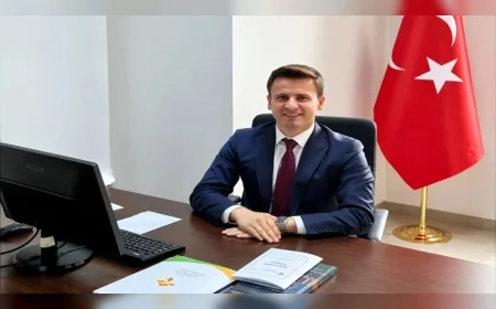 Özvatan Kaymakamı Hakan Naifoğlu’ndan Öğrencilere ve İhtiyaç Sahibi Ailelere İki Ayrı Destek Projesi