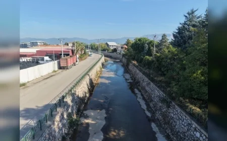Bursa Büyükşehir Belediyesi Dört İlçede Dere Temizliğini Hızlandırdı, Sel Riskine Karşı Önlemler Artırıldı