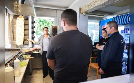 Bayraklı Belediye Başkanı İrfan Önal: “Amacımız, vatandaşlarımızın sağlıklı gıdaya ulaşmasıdır”