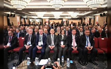 Türkiye Belediyeler Birliği Başkan Vekilliği İçin Seçim Başladı: Ayşe Ünlüce ve Tahir Büyükakın Yarışıyor