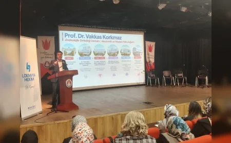 Sincan’da Kadın Kadına Aile Sohbetlerinde Kanserle Mücadele ve Erken Teşhisin Önemi Anlatıldı
