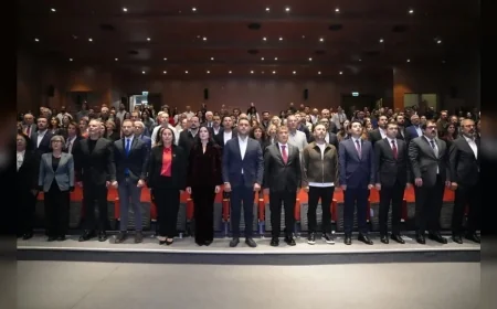 TMMOB Mimarlar Odası Adana Şube Başkanı Canan Aksu: “Gelin bu kenti, bu hayatı ve geleceği hep birlikte yeniden kuralım”