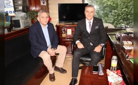 Cumhur Haber Ajansı Yönetim Kurulu Başkan Vekili Hidayet Bay: “Mehmet Yolyapar Abimden Öğreneceğimiz Daha Çok Şey Var”