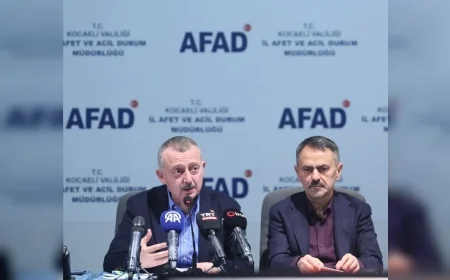 Kocaeli Büyükşehir Belediye Başkanı Tahir Büyükakın: “Afetten etkilenen hanelere 20 bin, esnafa 40 bin TL destek sağlıyoruz”