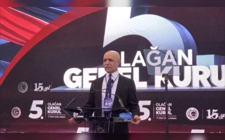 Öz Büro İş Genel Başkanı Baki Gülbaba: “Sendikacılık Sömürü ve Sermayenin Önündeki Emek Barikatıdır”