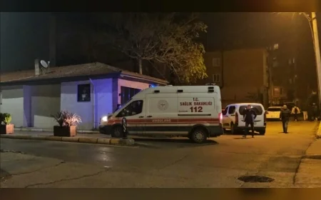 Çorum’da Yavruturna Mahallesi’nde Bıçaklı Saldırıya Uğrayan 18 Yaşındaki Genç Yaralandı