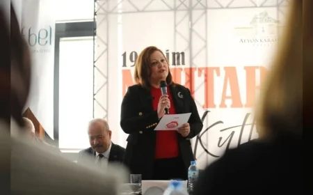 Afyonkarahisar Belediye Başkanı Burcu Köksal: “Muhtarlarımızın görüş ve önerileri bizim için büyük önem taşıyor”
